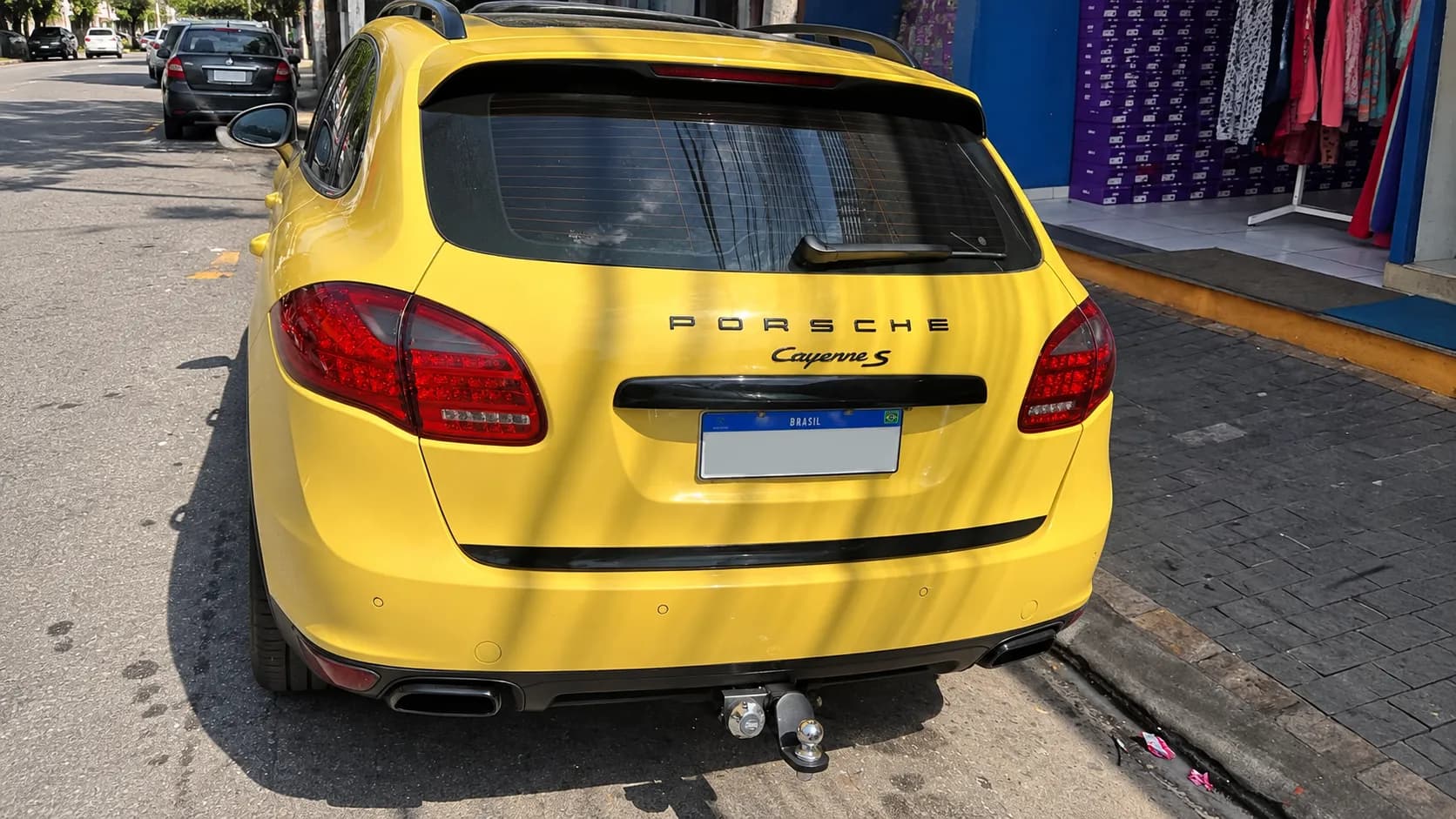 Porsche Cayenne S — Visual 2012 para 2024 - antes